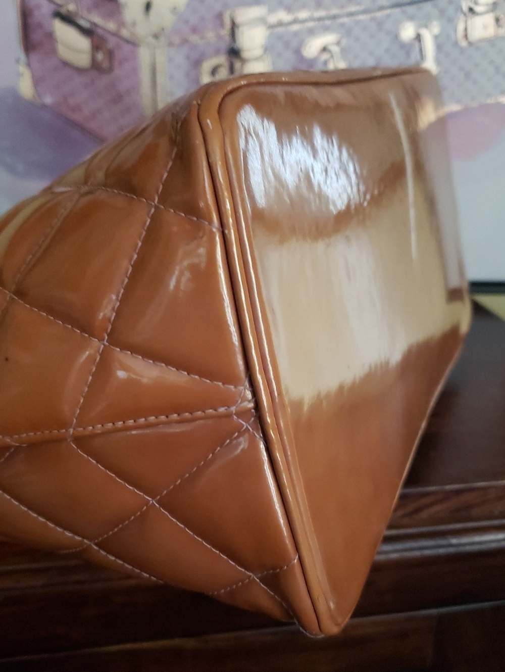 CHANEL Medallion Patent Leather tote bag (Good Condition) - Picture 7 of 16